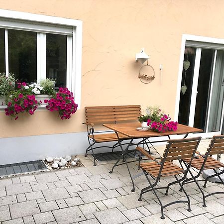 Schoene Gartenwohnung Im Seenland ヴァッカースドルフ エクステリア 写真